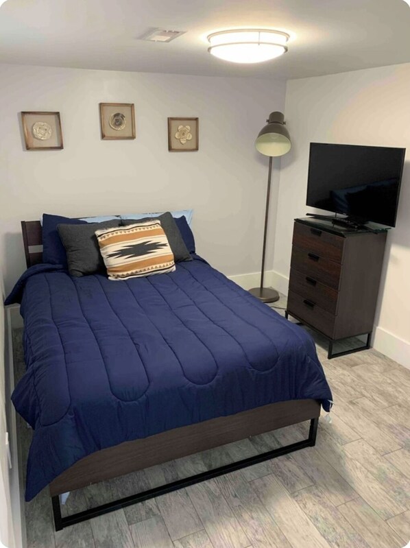 1 bedroom, WiFi, bed sheets