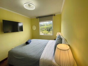3 Schlafzimmer, Schreibtisch, Bügeleisen/Bügelbrett, kostenloses WLAN