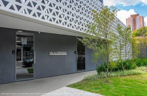 تفاصيل الفندق من الخارج