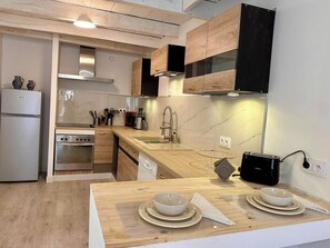 Private kitchen - Duplex Design et Confortable (Gondrecourt-le-Château)