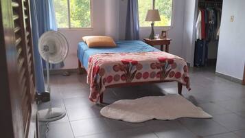 2 sovrum, wi-fi och sÀngklÀder