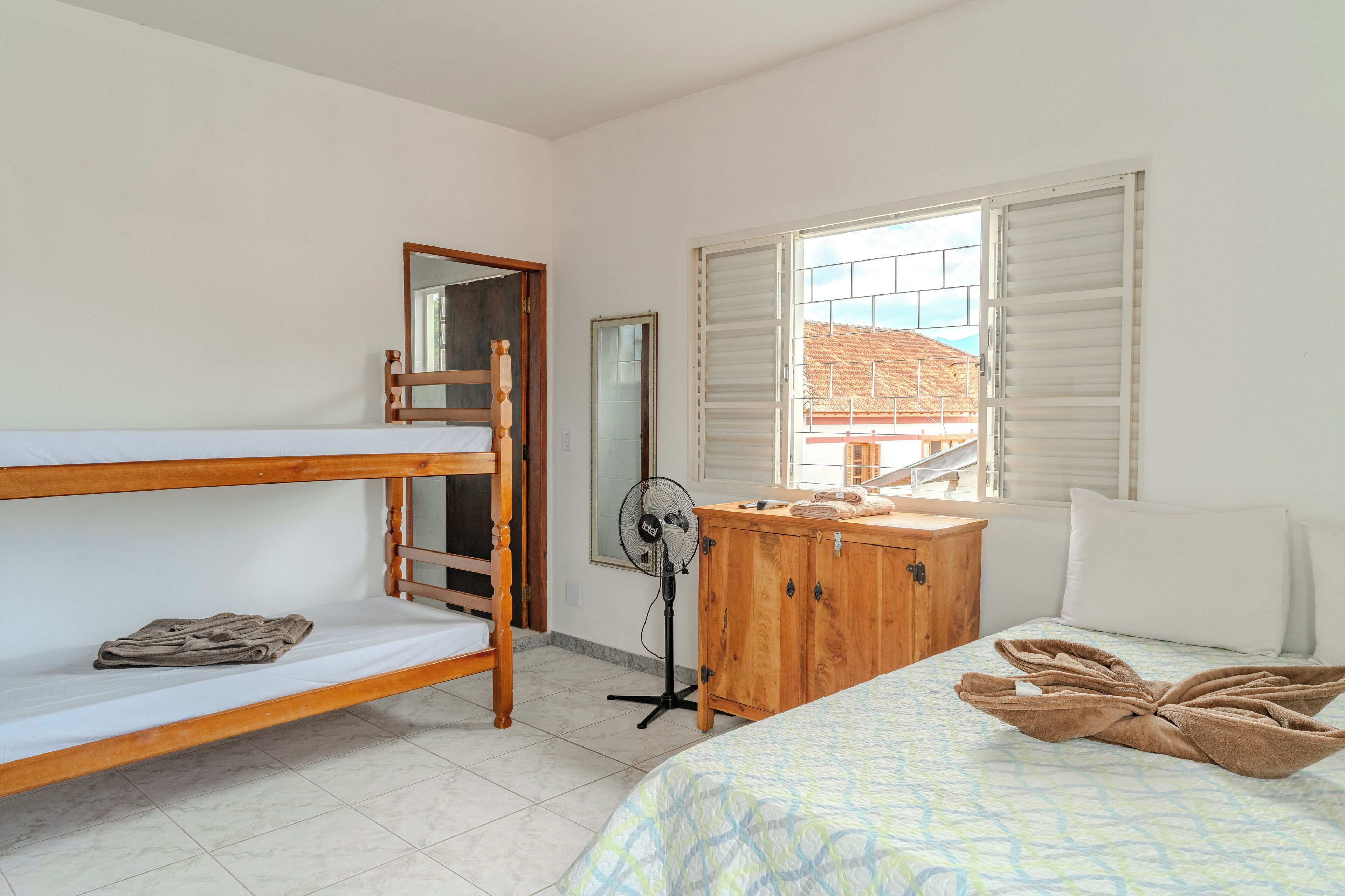 Rom | Wi-fi (inkludert)