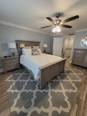 3 chambres, bureau, fer et planche à repasser, Wi-Fi