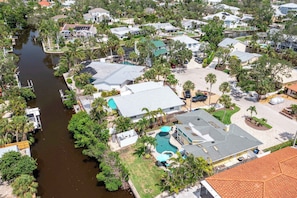 Lake view - Luxe 3BR Siesta Key Home Pool (Siesta Key)