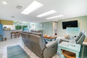 Interior - Luxe 3BR Siesta Key Home Pool (Siesta Key)