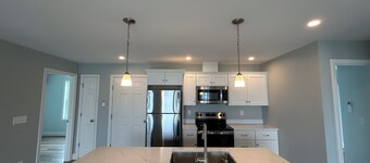 Brand New Top Unit 4-bed/2Full bath condo with Central AC & WiFi on Atlantic ave