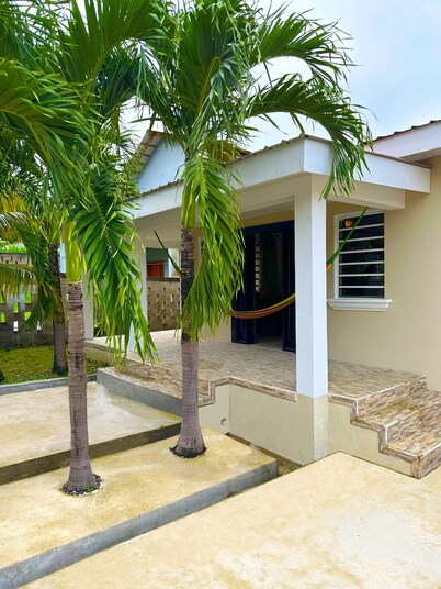 Casa Carimi - 3BR vacation home, family or group seeking relaxation & exploring.