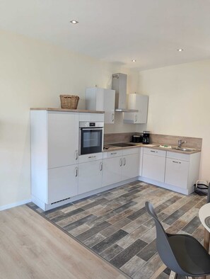 Fridge, oven, stovetop, dishwasher - Fewo Grete-minde (Tangermünde)