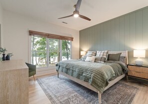 3 bedrooms, travel cot, free WiFi, bed sheets - Breathtaking Lake Views w/Mesmerizing Sunsets (Winchester)