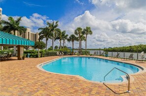 Outdoor pool, a heated pool - Penthouse, Sunset Views & Walk to the beach @ Naples FL Gulf Breeze (Naples)