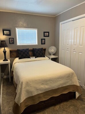 Unclassified image, 4 of 9, button