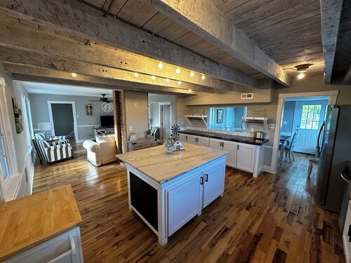 Island Life 2!  2024 remodeled home on Private Waterfront Kent Island Estate 