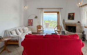 Fireplace, DVD player