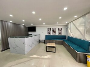 Reception - Hotel Embajada 44 (Bogotá)