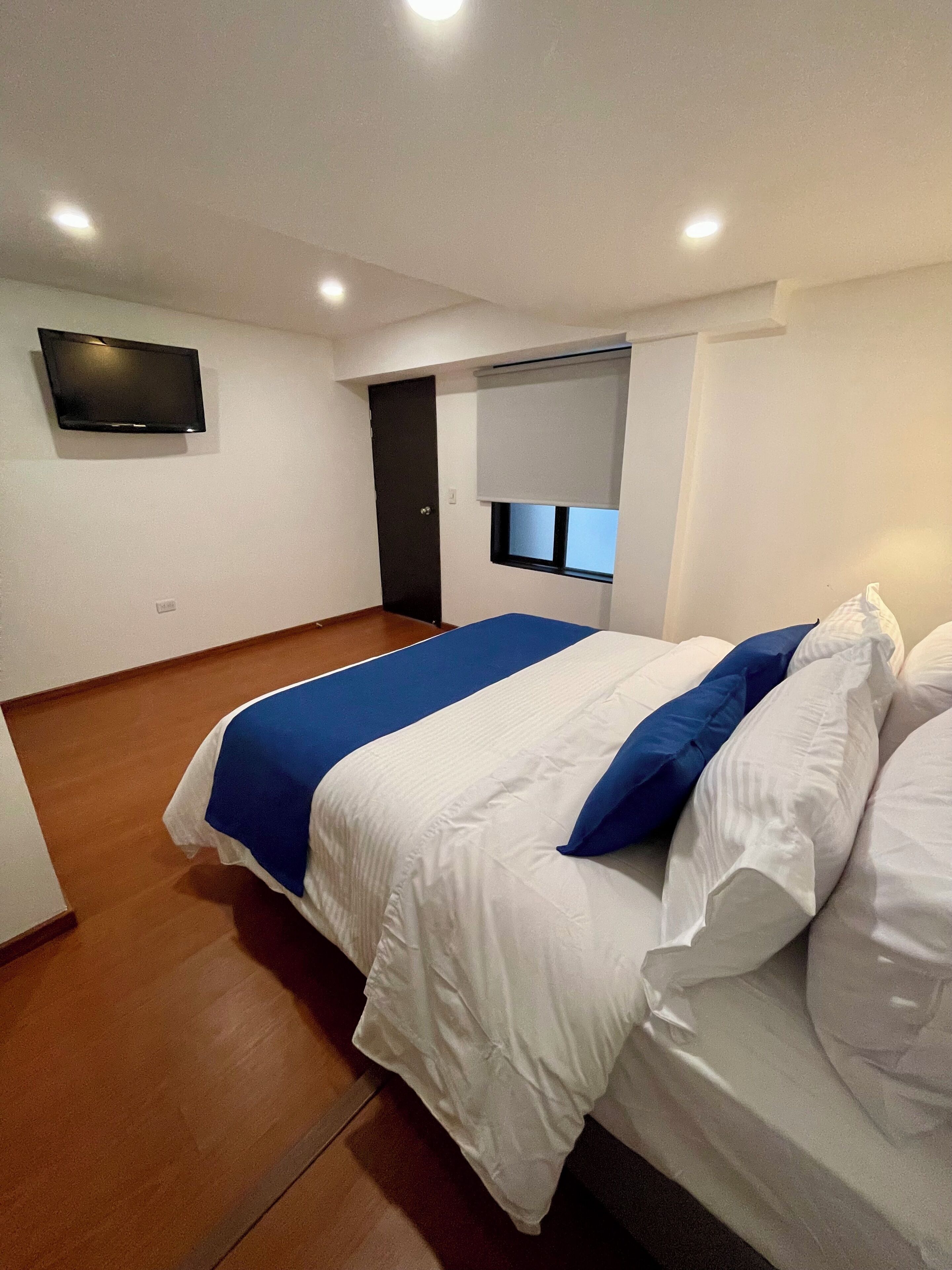 Photo - Hotel Embajada 44