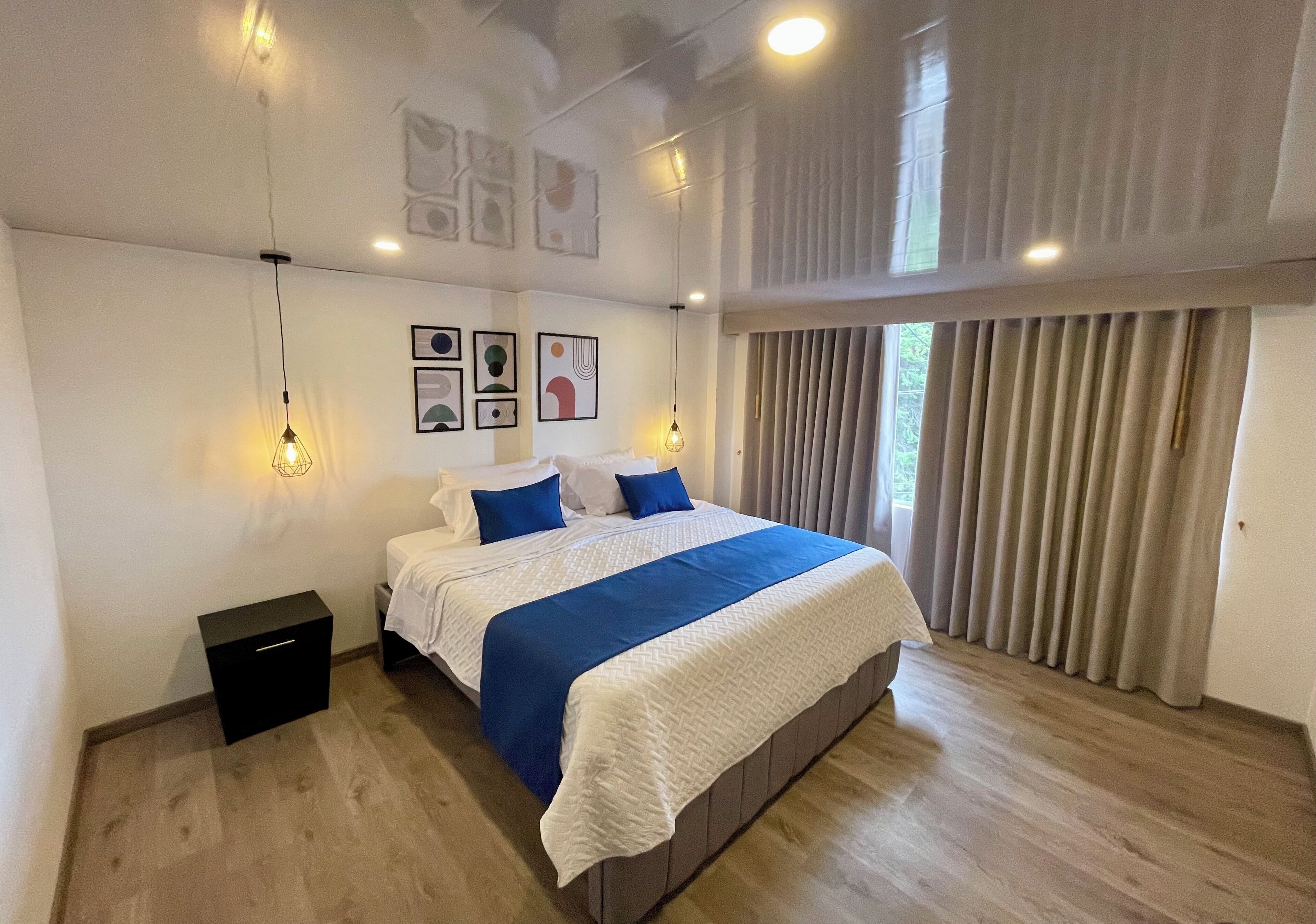 Photo - Hotel Embajada 44