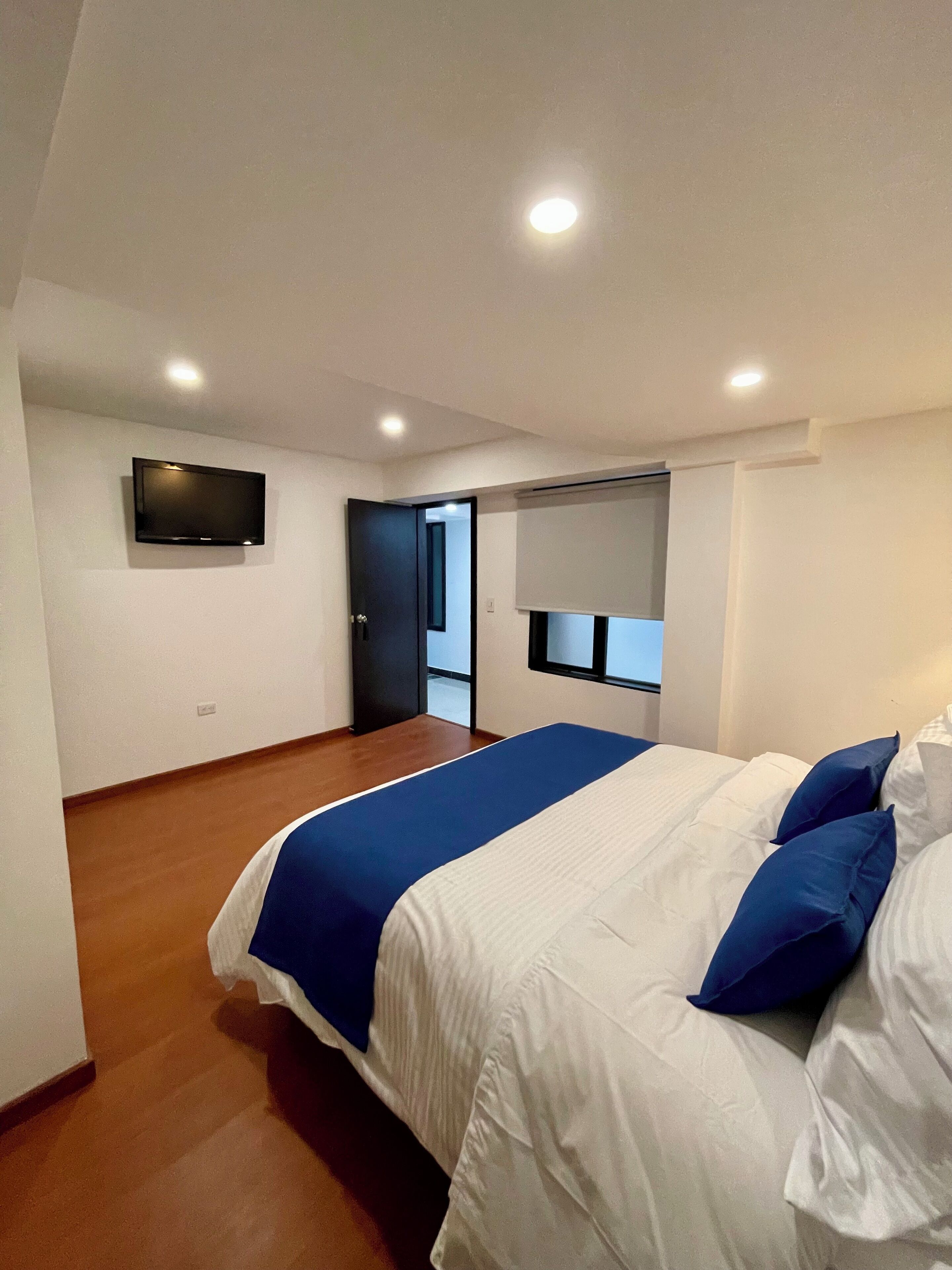 Photo - Hotel Embajada 44