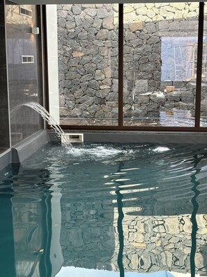 Indoor pool, outdoor pool