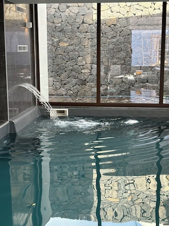 Indoor pool, outdoor pool