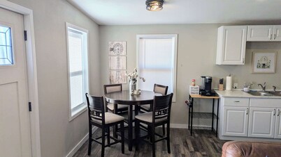 Modern Suite with Full Kitchen