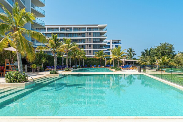 Pool - Luxury Loft Cartagena - Direct access to the Beach (Cartagena)