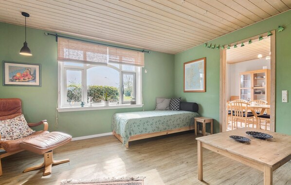 Living area - Cozy apartment in Outrup with WiFi (Outrup)