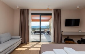 4 soverom, reiseseng for barn, wi-fi (inkludert) og sengetøy