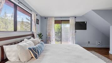 2 dormitorios, escritorio, tabla de planchar con plancha y wifi gratis