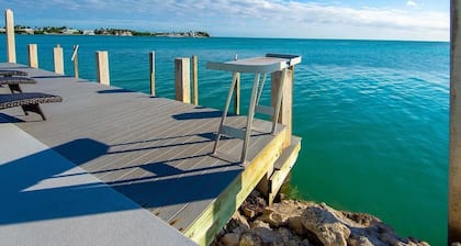 Oceanfront Home - Marathon - 4BR, 3.5 Baths, Pool, Dock, Parking, Amazing Views