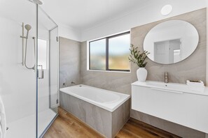 Towels - Kinloch Getaway (Kinloch)