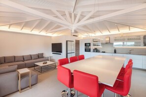 Interior - Boutique villa in les Hauts de Saint Jean with stunning Eden Rock view (Saint-Jean)