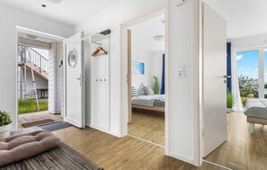 2 bedrooms, iron/ironing board, travel crib, free WiFi - 2 bedroom nice apartment in Olpenitz (Olpenitz)