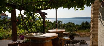 Cozy apartment in Novigrad with house sea view