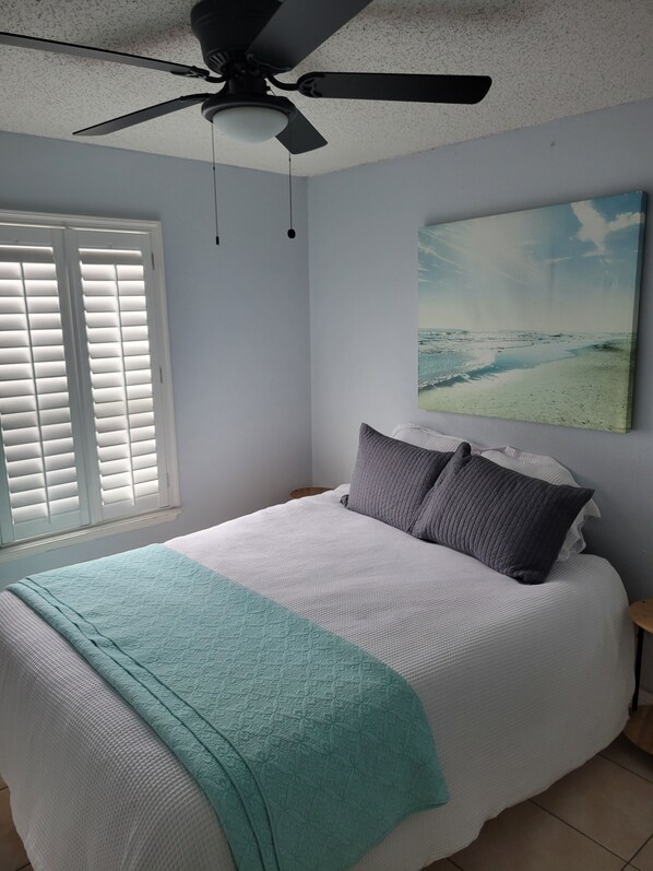 4 bedrooms, in-room safe, desk, iron/ironing board