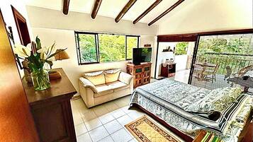 4 多间卧室、办公桌、熨斗/熨衣板、免费 WiFi