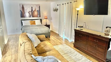 1 bedroom, iron/ironing board, WiFi, bed sheets