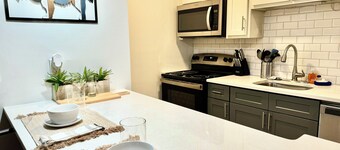 Cozy apartment in delightful Huntsville with Queen bed