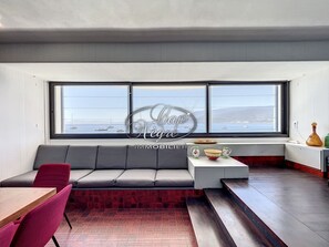 Interior - Waterfront house with a rooftop and private dock in Cavalière (Le Lavandou)