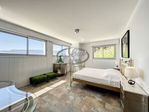 4 多间卧室、熨斗/熨衣板、免费 WiFi