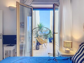 Strykejern/-brett og wi-fi (inkludert)