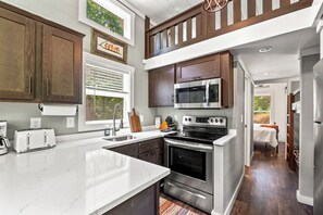 Fridge, microwave, oven, stovetop - Hygge TINY HOME 5 minutes from Dollywood with Hot Tub Check in at 3PM! (Sevierville)