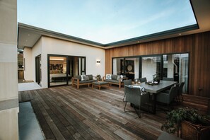 Exterior - The Heights  (Wanaka)