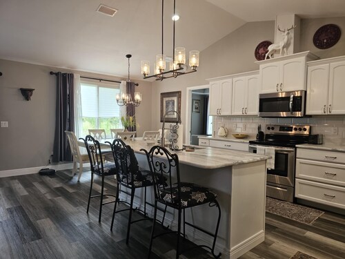 Charming 3-bedroom house with AC and WiFi in lovely Sebring