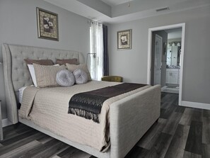 3 soverom, skrivebord, strykejern/-brett og wi-fi (inkludert)