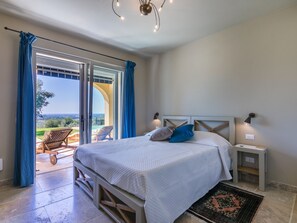 3 室のベッドルーム、インターネット