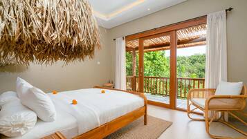 Basic Villa | 4 bedrooms, desk, laptop workspace, iron/ironing board