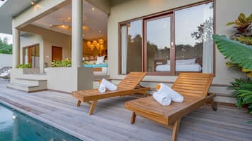 Basic Villa | Pool | Outdoor pool, an infinity pool