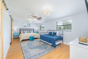 3 Schlafzimmer, Bügeleisen/Bügelbrett, kostenloses WLAN, Bettwäsche