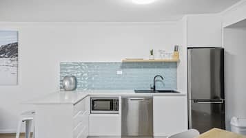Fridge, microwave, dishwasher, electric kettle