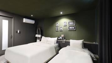 Twin Room | Soundproofing, free WiFi